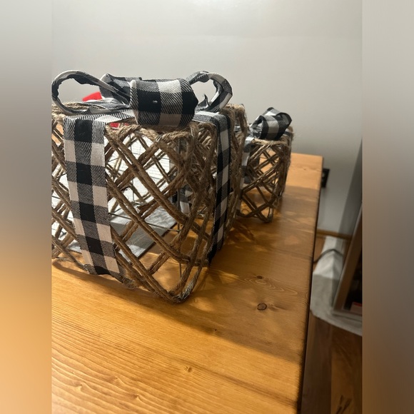 Set of 2 Buffalo Check Woven Gift Decor - Picture 3 of 3